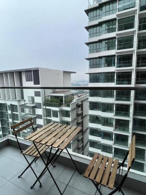 Pangsapuri Lovely 3 Near Sunway Velo Kuala Lumpur